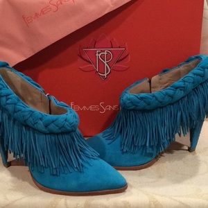 AUTH./NWB, “FEMMES SANS PEUR” FRINGED ANKLE BOOTS